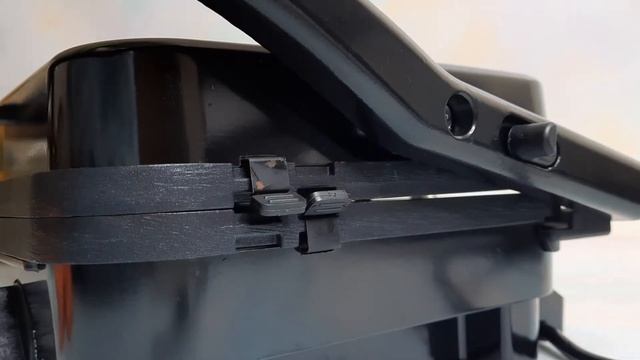 Огромный минус и 2 дефекта при первом осмотре ? Распаковка Scarlett SC-EG350M06 Электрогриль. Грил смотреть онлайн