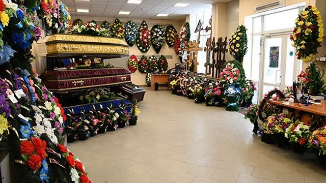 В Новосибирске выросли цены на гробы и рытье могил — приводим ритуальную статистику. смотреть онлайн