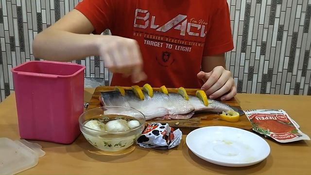 Сочная и Нежная Горбуша в Духовке. Поздравление с 23 февраля! смотреть онлайн