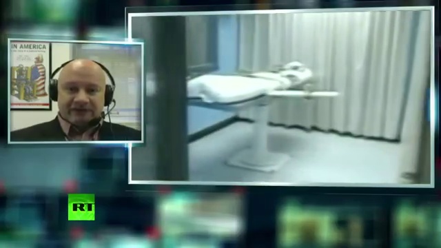 США Фонтанчик с чёрным дельфином смотреть онлайн