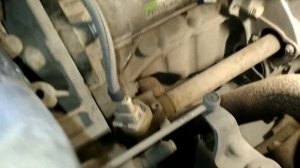 Как снять стартер Peugeot Partner 1.6L 2005 год ??