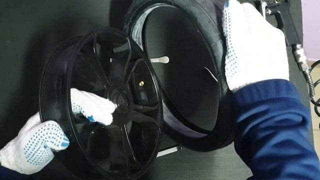 Замена низкопрофильной покрышки и камеры на детской коляске смотреть онлайн