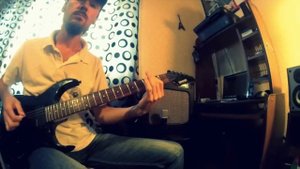 Обзор бюджетного лампового комбика для дома Laney cub10
