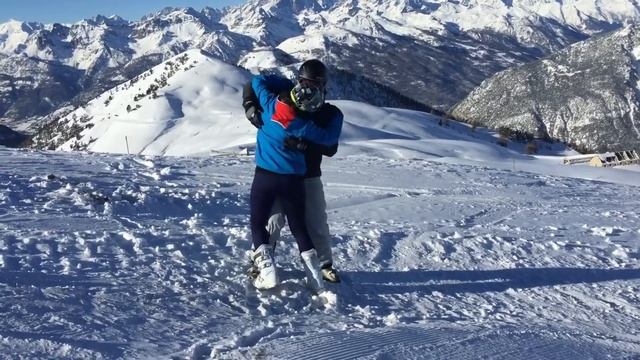 Bachata sensual in ski boots смотреть онлайн