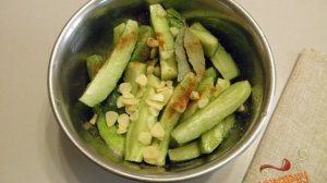 Маринованные огурцы в собственном соку