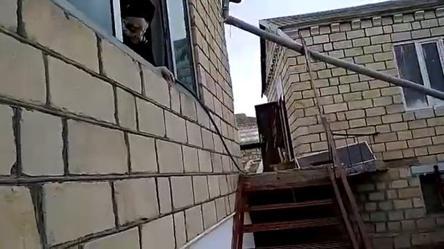 HYVST SPT 1080 L - нанесение шпатлевки на потолок механическим способом смотреть онлайн