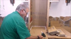 Потрясающие поделки из картона - шкаф с ящиками своими руками