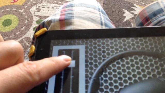 Управляем машинкой через Bluetooth с планшета или телефона под Android смотреть онлайн