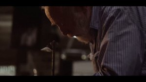 Монтаж выставки Юрия Норштейна и Франчески Ярбусовой «Снег на траве»