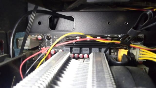 Материнская плата Azerty MB-X79-A смотреть онлайн