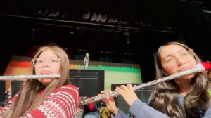 Two flutes play Sleigh Ride