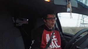 ТЫ ЕЁ ДАЖЕ НЕ ЗАМЕЧАЛ! Отличный городской авто для всех. Пежо 107 - автообзор и тест драйв