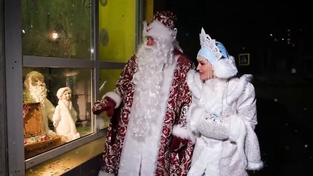 Mороз.online: Добрые Дела — морозные узоры от Деда Мороза и Снегурочки