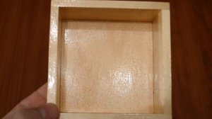 Резная шкатулка в стиле геометрической резьбы по дереву (carved wooden casket)