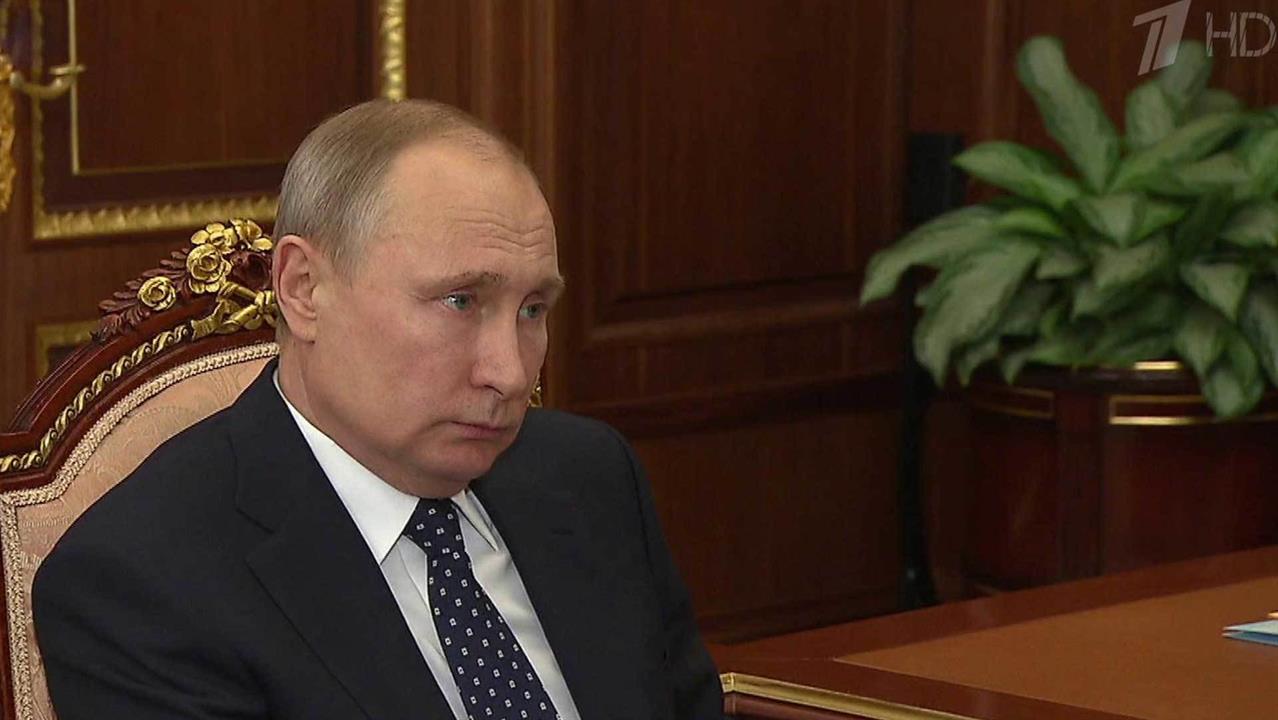 Глава Минэнерго Александр Новак сообщил о планах к...году заменить до 80% импортных технологий в ТЭК