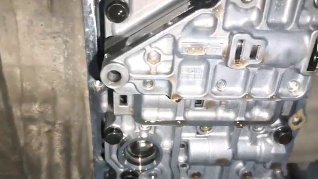 Замена масла(жижи)и фильтров в вариаторе Хонда Фит Шаттл гибрид ⚡ смотреть онлайн