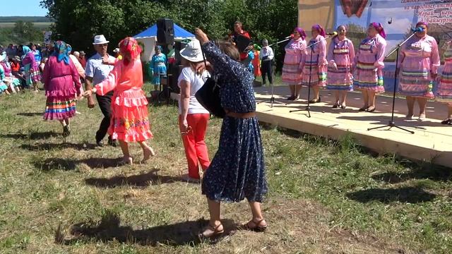 Марийский танец. Радует С. Зайнетдинов. Видео Хайбуллина Василия