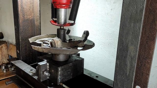 w210 Полный ремонт задней подвески смотреть онлайн