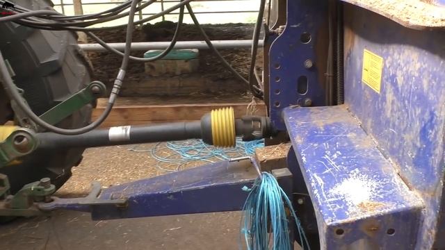 Рабочие будни в колхозе! Вспашка, мульчер, посевной комплекс, измельчитель рулонов Teseo. смотреть онлайн