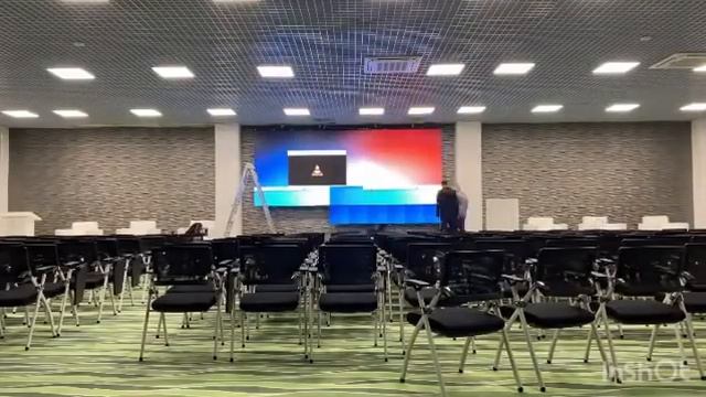 Экран академии футбола, сборка timelapse. смотреть онлайн