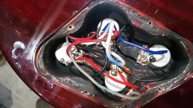 A inside look at epiphone les paul studio wiring смотреть онлайн