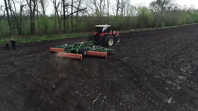 Трактор VERSATILE 340 и дисковая борона AMAZONE Catros+ 8003 2TX