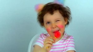 Учим цвета с цветными конфетами Видео для детей про сладости Learn colors with candies