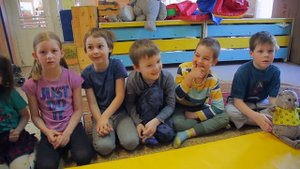 Воспитанники Детского сада поздравляют Школу с днем рождения!