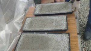 Первые залитые формы садового бордюра и дорожки с ozon