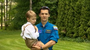 Звездная мечта: ребенок с аутизмом встретился с космонавтом Константином Борисовым