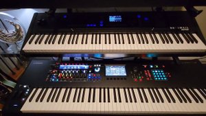 Yamaha Montage m8x Quick Review and Comparison to the Original Montage and Roland Fantom.