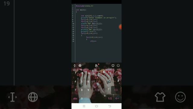 #C program to print the sum of the diagonal element of 4×4 matrix or 2D array. смотреть онлайн
