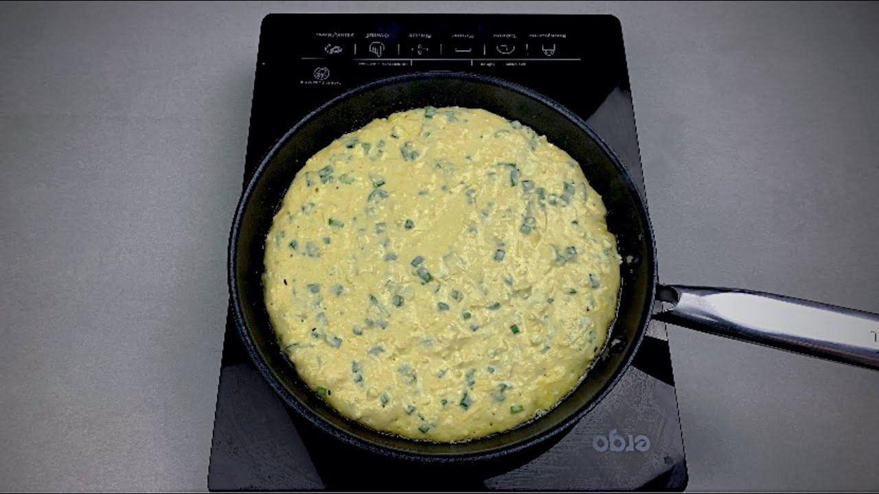 10 минут и ВКУСНЫЙ ЗАВТРАК готов! Сырная запеканка на сковороде