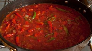 Фрикасе из курицы с перцем