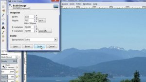 Scale an image using GIMP
