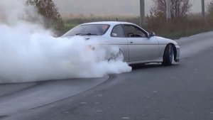 2JZ 1991 Toyota Soarer 2JZ End Season Burnout