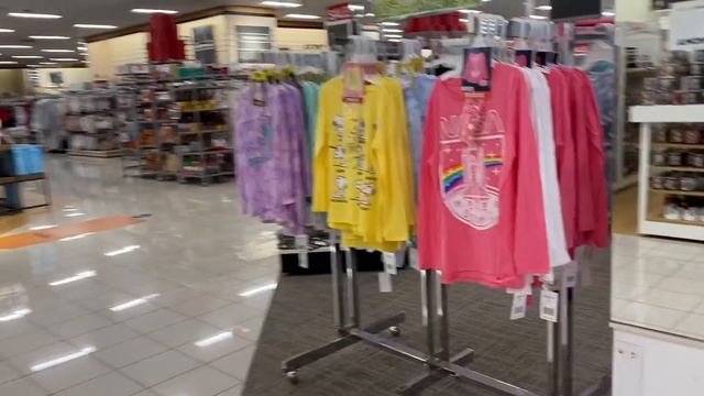 НОВЫЕ ВЕЩИ?СКИДКИ ДО 60%?КАК УСТОЯТЬ ПЕРЕД ИСКУШЕНИЕМ смотреть онлайн