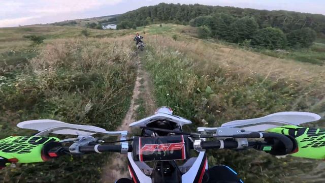 Заблудились на эндуро мотоциклах BSE Z2 и BSE Z4 смотреть онлайн
