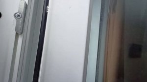 Почему в одном случае конденсат на окнах замерзает, а в другом не замерзает? Разбираемся в ЖК Цветы