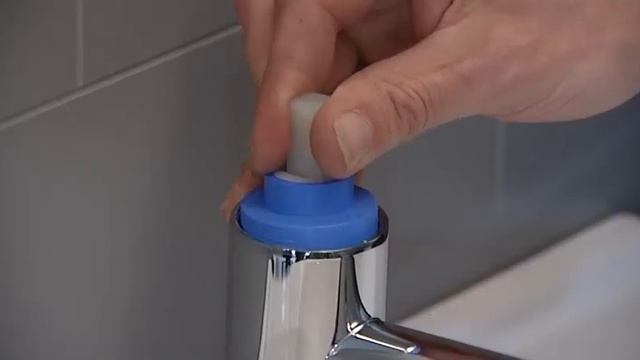 Single lever mono basin - Flow cartridge: maintenance and replacement смотреть онлайн