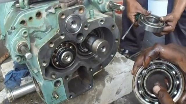 screw compressor bearing changing смотреть онлайн