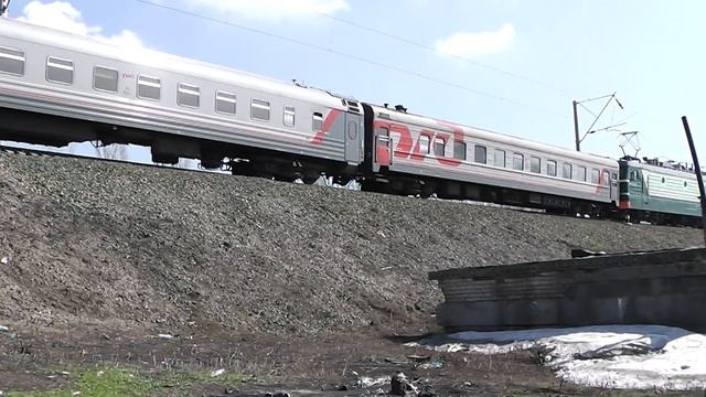 ЭП1-073 с поездом 017М Москва - Саратов смотреть онлайн