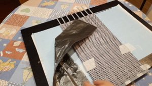 Обработка изделий из бумажной лозы.Грунт, лакировка.
