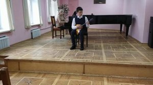 рнп "Светит месяц" Б.Трояновский,  Горчатов Богдан ( балалайка)