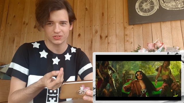 NICKI MINAJ MEGATRON REACTION|РЕАКЦИЯ НА КЛИП НИКИ МИНАЖ MEGATRON|RUSSIAN REACTS