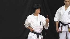 Tawada no Sai Sho (Первое ката Кёкусин-Кан с Сай).