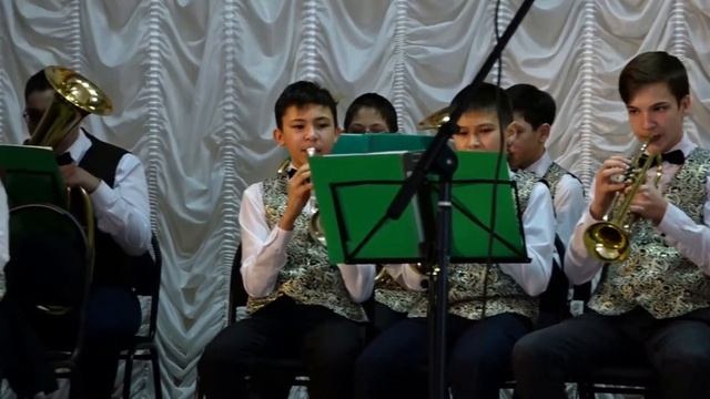 Е. Крылатов "Зима в Простоквашино". Ансамбль духовых и ударных инструментов "Весёлые ребята" смотреть онлайн