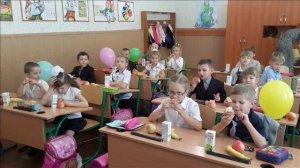 Выпускной 1-А в школе №35 г.Донецка (2016-2017)