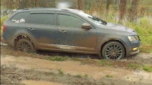 Кроссоверы покоряют бездорожье Безумная Octavia 4x4, Nissan X trail, Volkswagen Tiguan, Volvo XC70