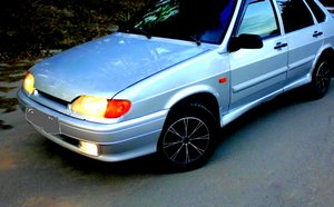 Почему при повышении оборотов фары светят ярче?